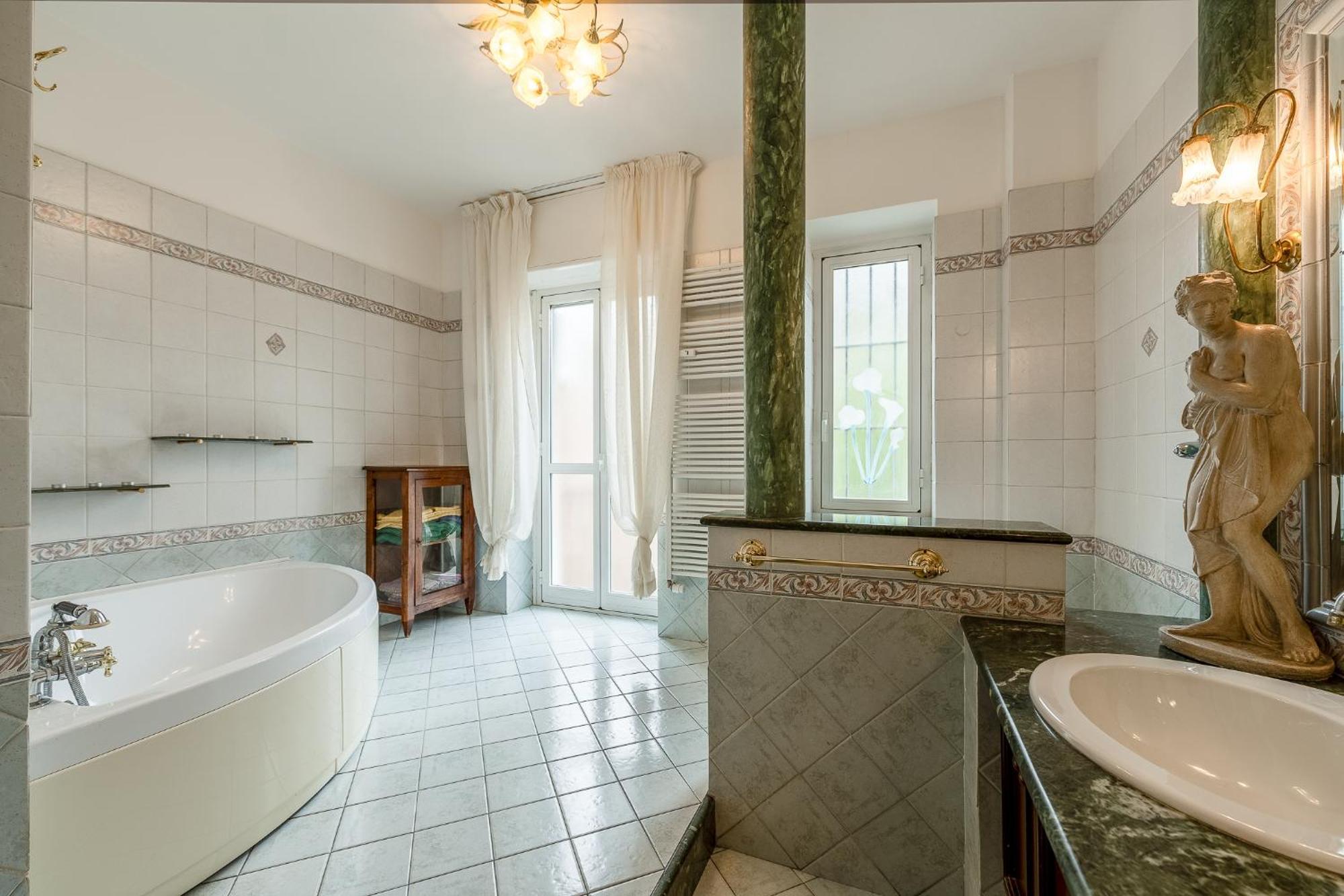 Apartment Emerald House Mailand